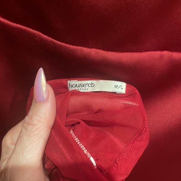 House of CB Red Wine Satin Flora Dress with matching gloves🍷 - Picture 8 of 8